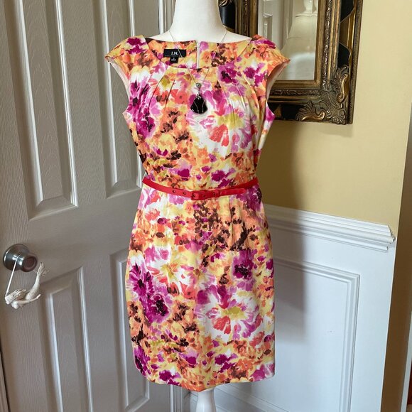 Size 9 Jr sheath dress by I.N. San Francisco. Like New. Bright Colors. Belt Opt. - Picture 1 of 10